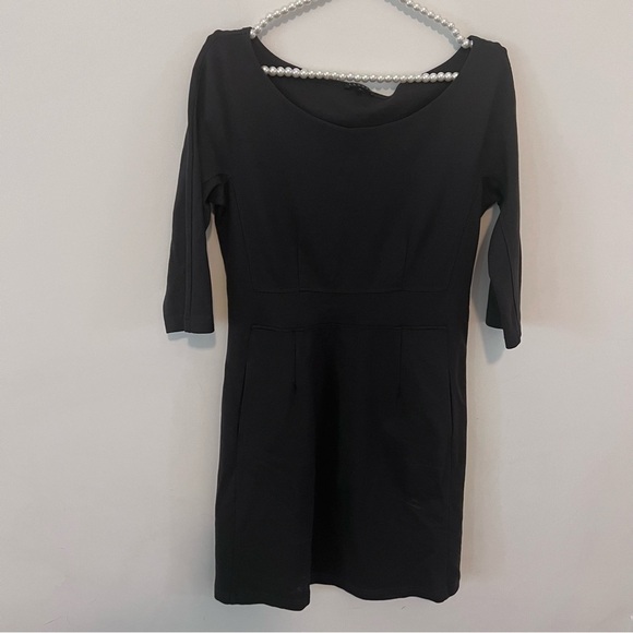 THEORY Stretchy Knit Scoop Neck Sheath Dress Gray |Size Medium| - Picture 1 of 7